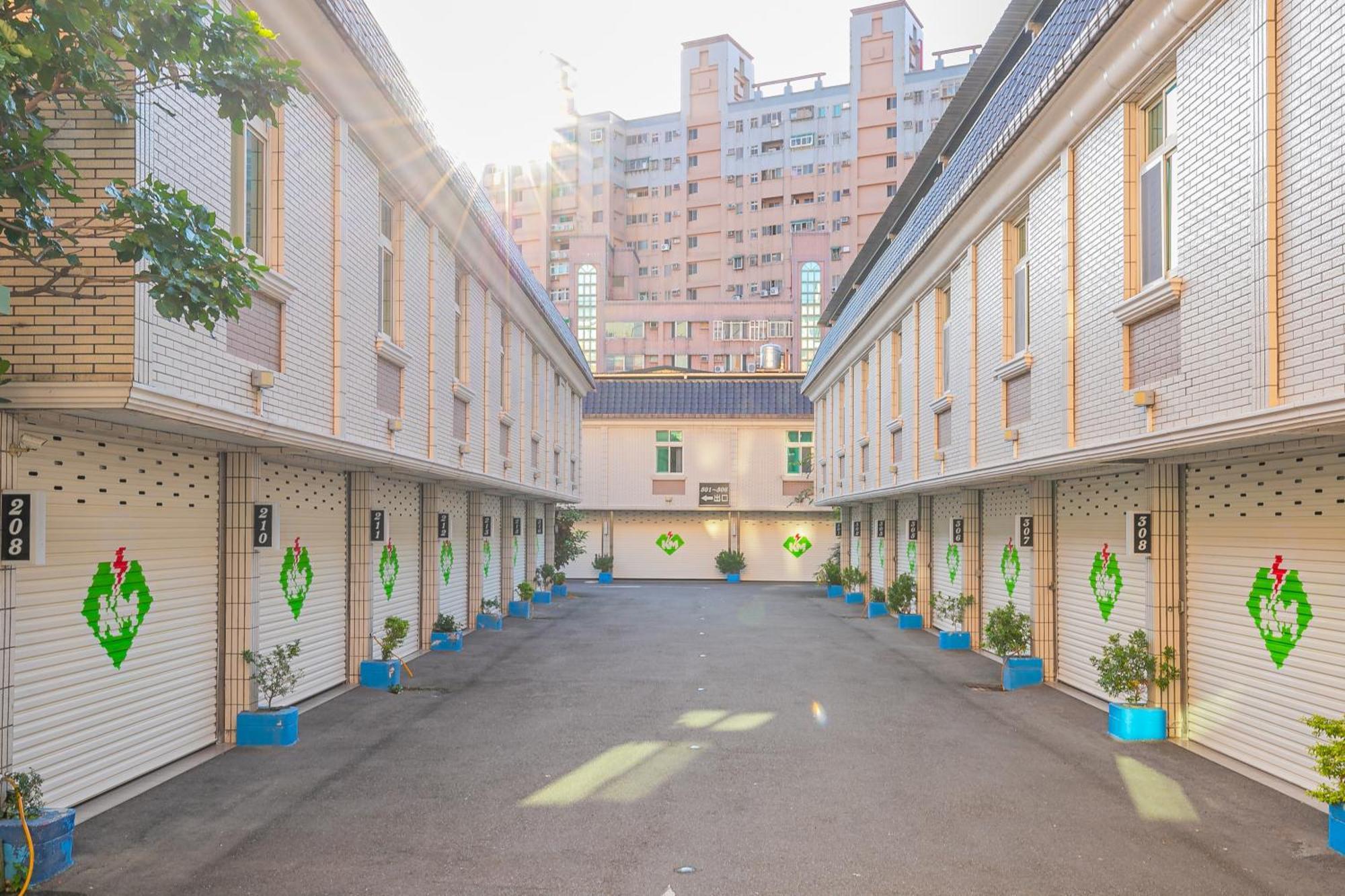 King Motel王者 桃園市旅館177號 Eksteriør bilde