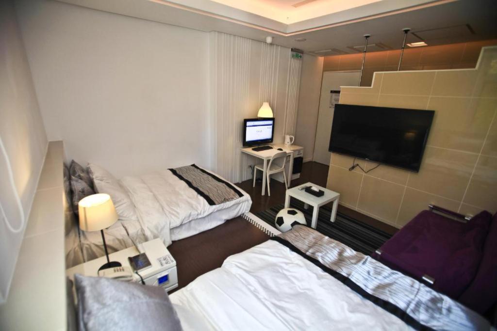 King Motel王者 桃園市旅館177號 Eksteriør bilde