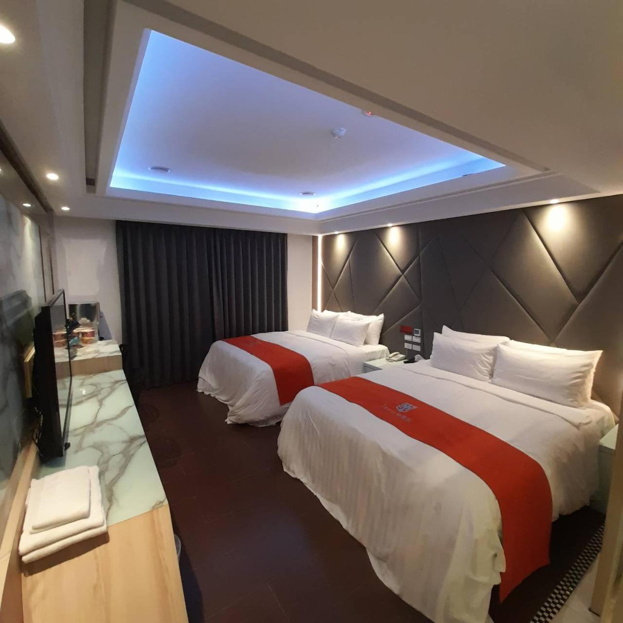 King Motel王者 桃園市旅館177號 Eksteriør bilde