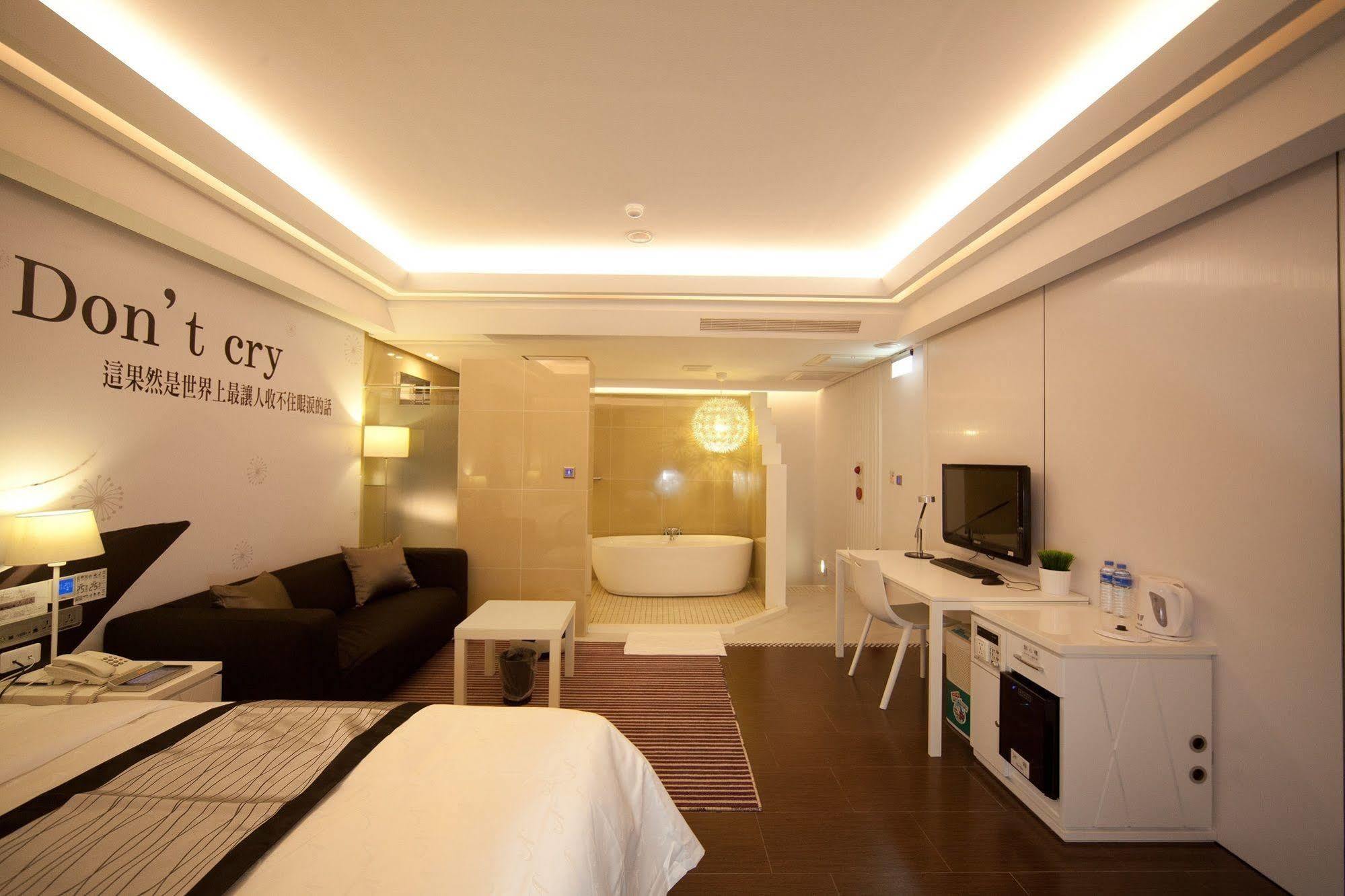 King Motel王者 桃園市旅館177號 Eksteriør bilde